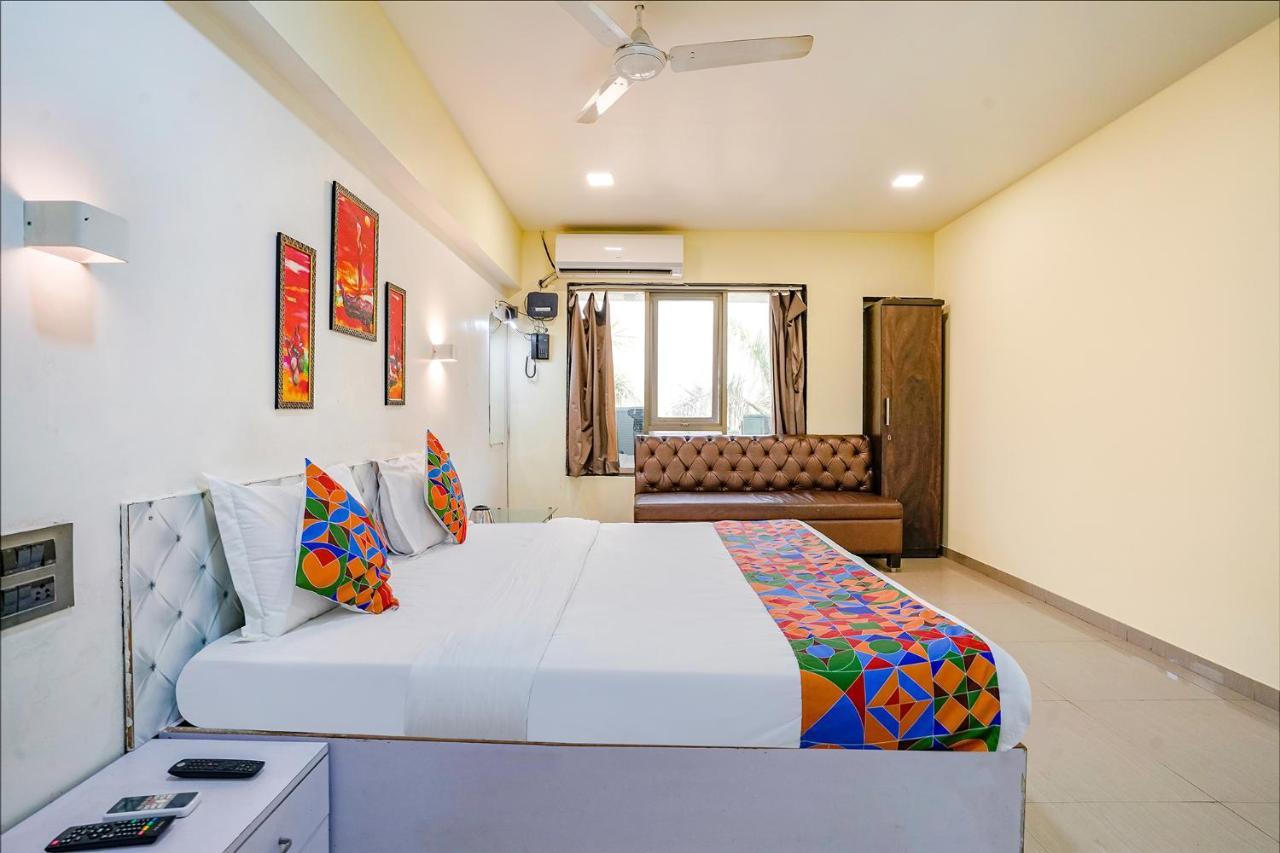 Fabexpress White House - Nr Midc Khargar Hotel Koparpada Bagian luar foto