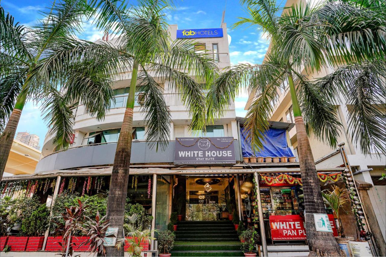 Fabexpress White House - Nr Midc Khargar Hotel Koparpada Bagian luar foto